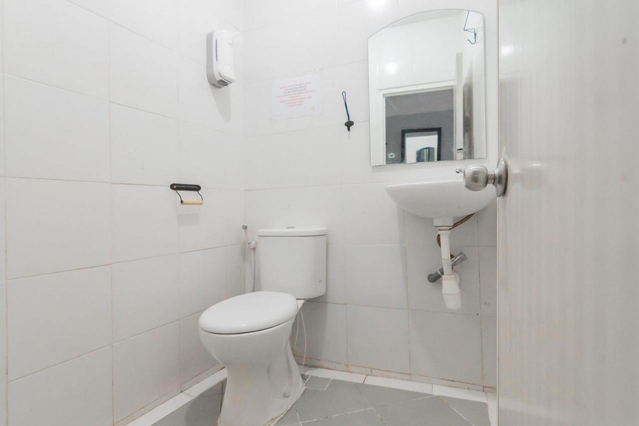 Reddoorz At Sani Guest House Balikpapan Luaran gambar